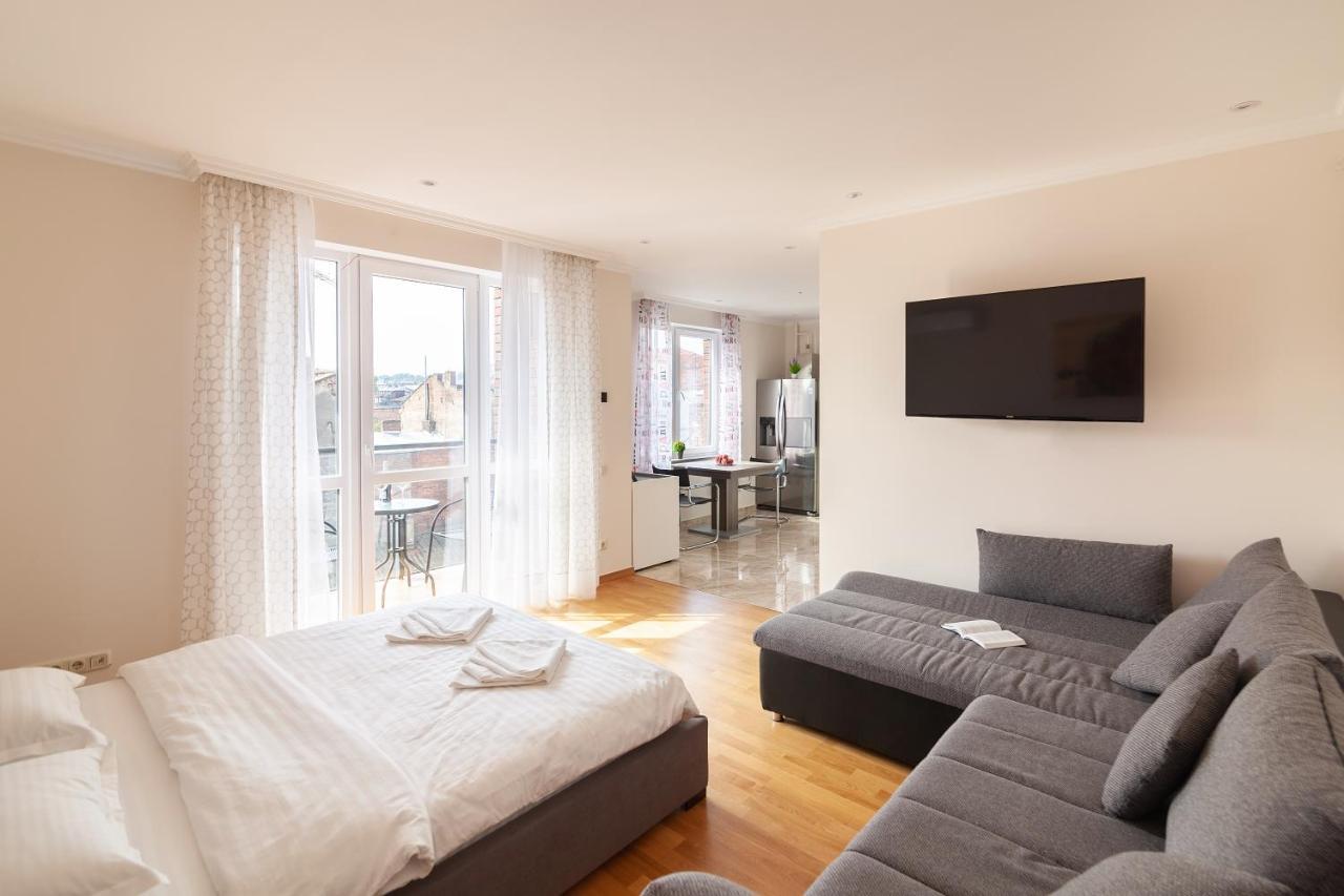 Regrand Apartment On Kulisha 47A リヴィウ エクステリア 写真