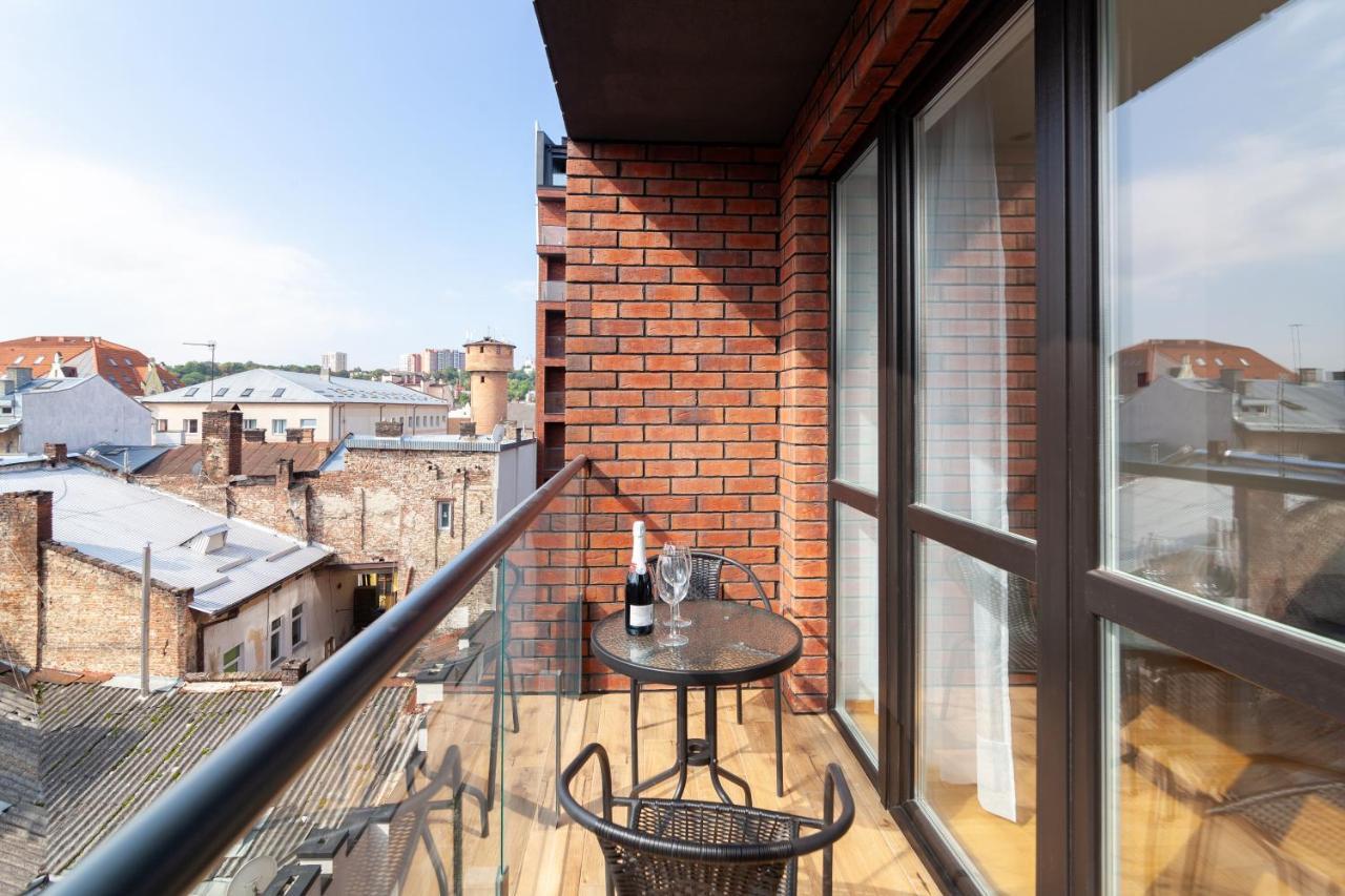 Regrand Apartment On Kulisha 47A リヴィウ エクステリア 写真