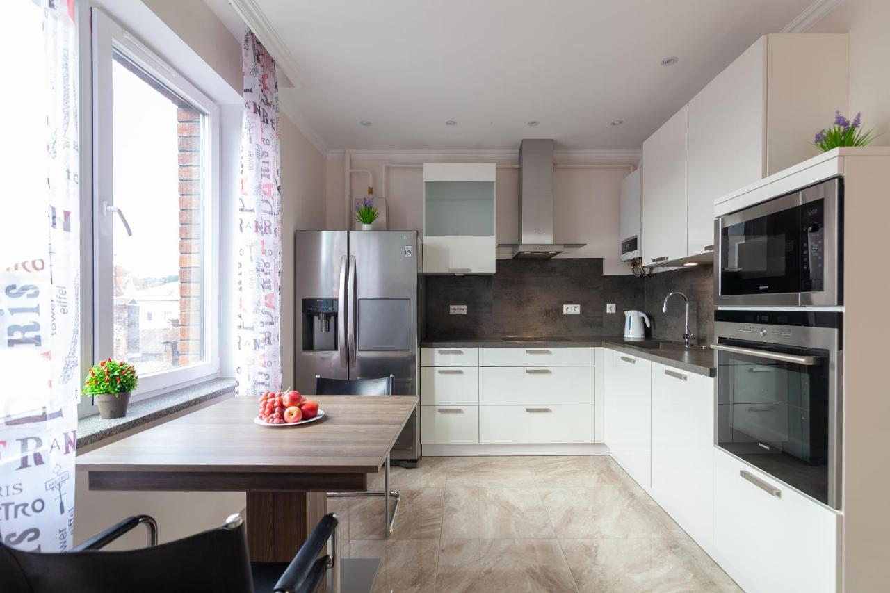 Regrand Apartment On Kulisha 47A リヴィウ エクステリア 写真
