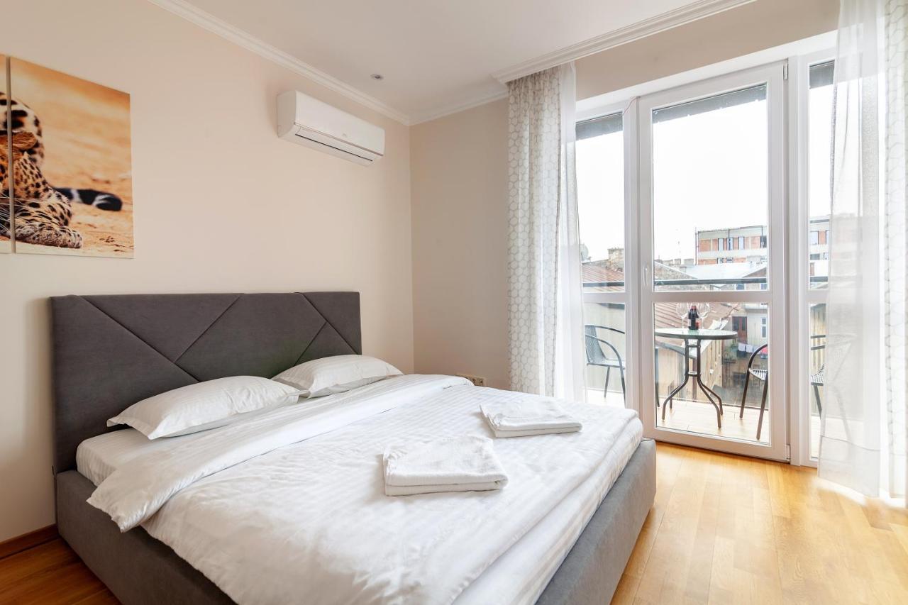 Regrand Apartment On Kulisha 47A リヴィウ エクステリア 写真